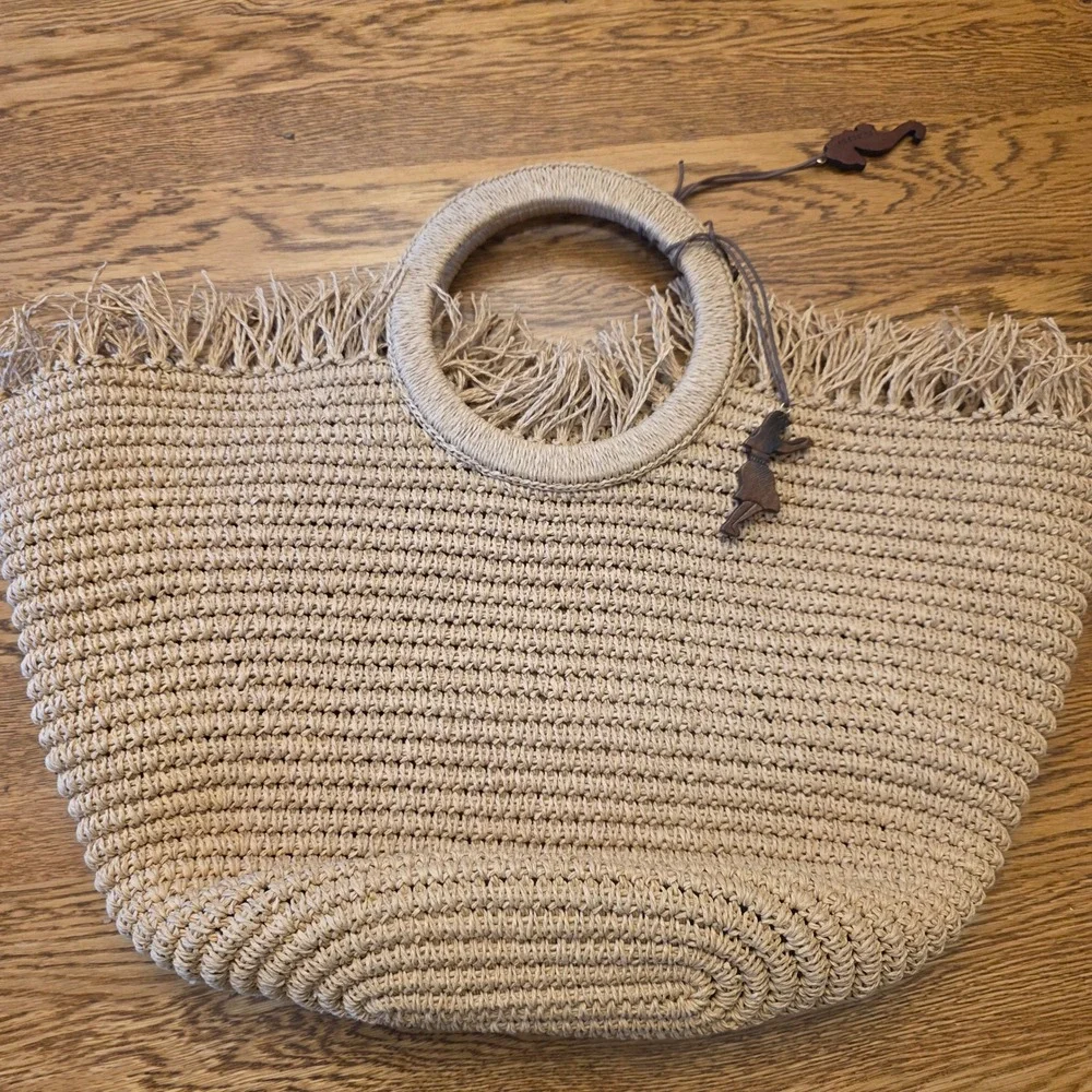 2pc Liz Claiborne Woven Straw Tote Bag Pineapple Fringed Beach Resort Coin Purse